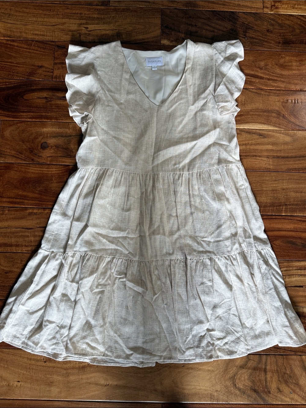 Sugarlips Neutral Cream Tiered V-Neck Ruffle Sleeve Dress, sz small, EUC